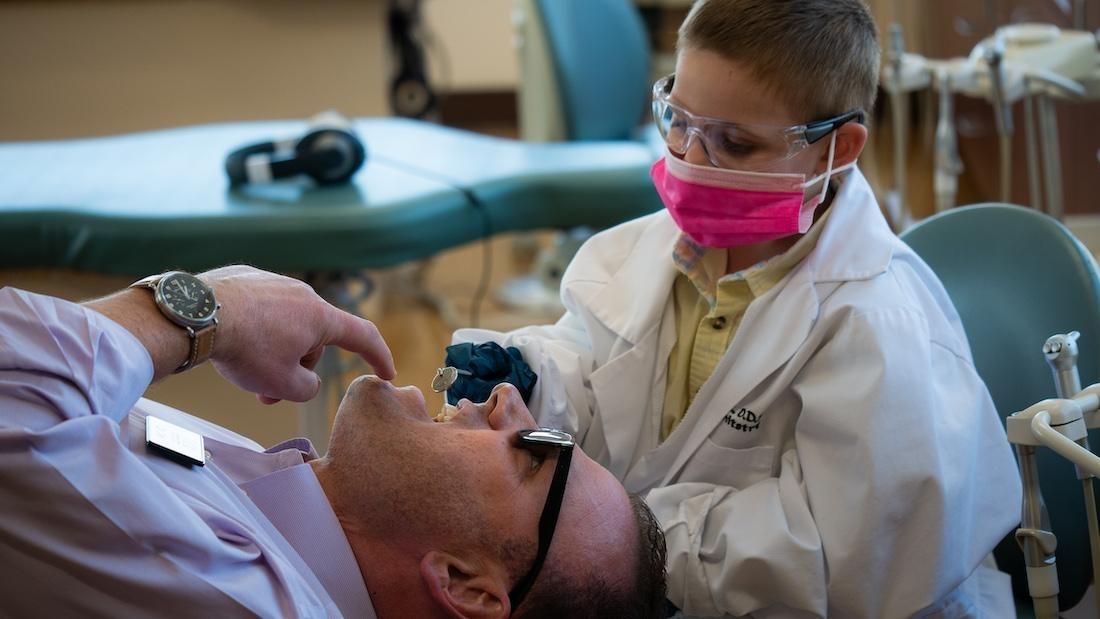 Doctor with Patient highlands ranch pediatric dentist | Dr Sierk with young patient