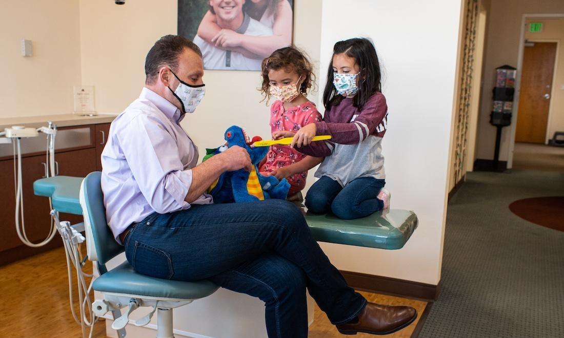 Patient Room Dr sierk with patients in highlands ranch 80130