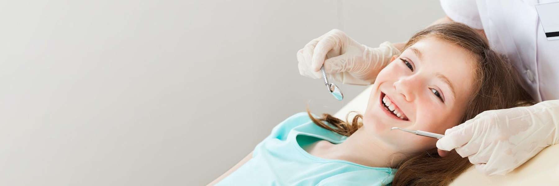 dental emergency castle pines | child at dentist