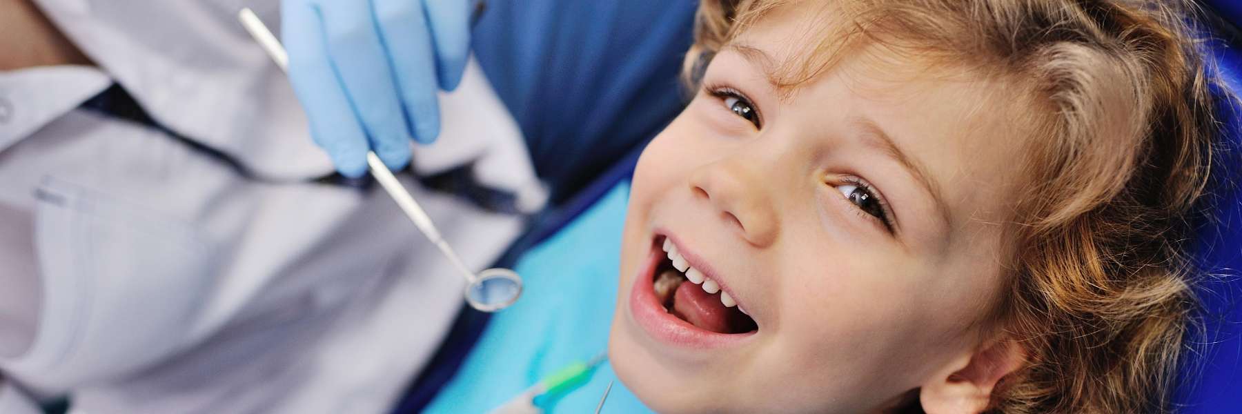 child at dentist in castle rock